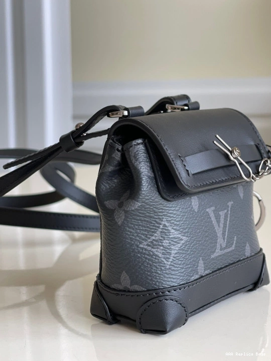 Aaa replica ru STEAMER POUCH LOUIS MINI VUITTON 0723
